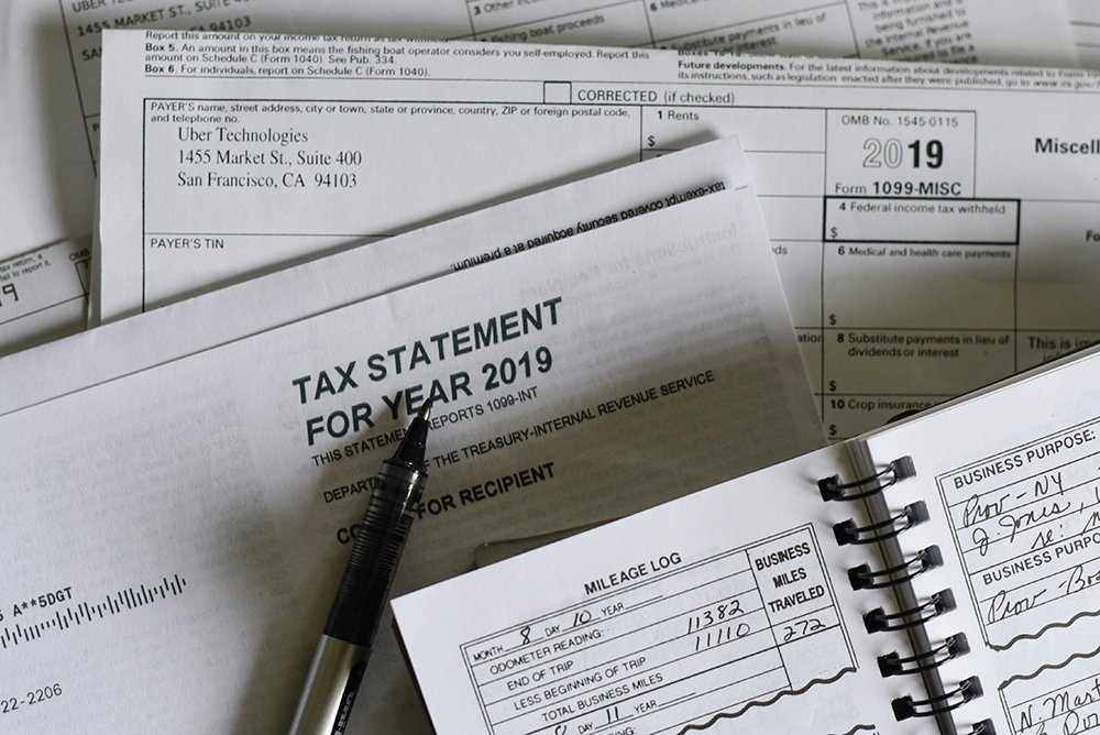Invoice Templates for Designers and Developers (With GST Examples)